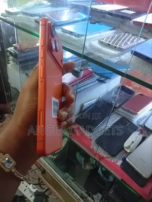 Oppo A1 Pro 256 GB Orange
