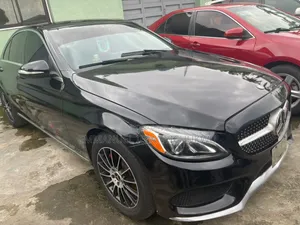 Mercedes-Benz C400 4Matic AWD Sedan (3.0L V6 7A) 2015 Black