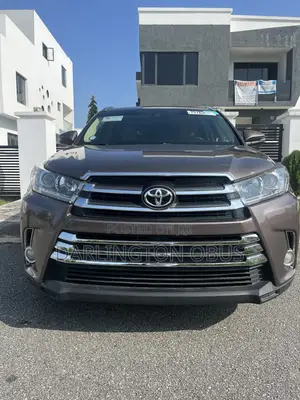 Toyota Highlander Limited 4x2 V6 (3.5L 6cyl 8A) 2018 Brown