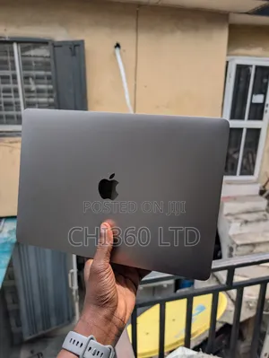 Laptop Apple MacBook Pro 2017 8GB Intel Core i5 SSD 256GB