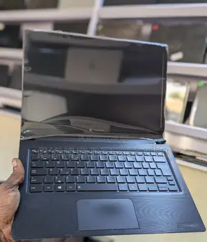 New Laptop Toshiba 8GB Intel Core i5 SSD 128GB