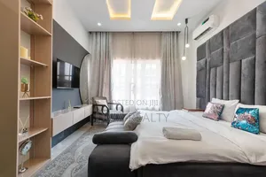 Elite- 3 Bedroom in Phase 1