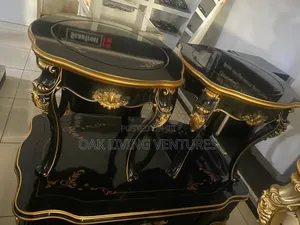 Royal Center Table