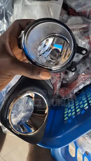 Corrolla 012 or Highlander Fog Lamp