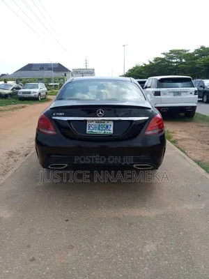 Mercedes-Benz C300 2015 Black