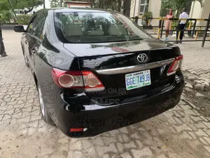 Toyota Corolla LE 4dr Sedan (1.8L 4 cyl 4A) 2009 Black