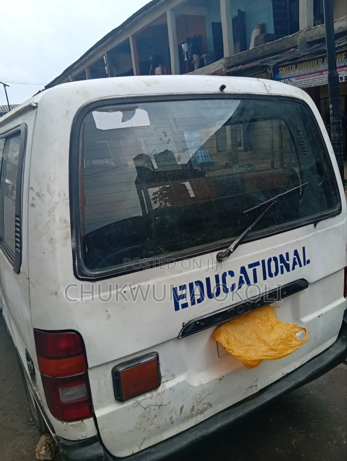 Toyota HiAce 1998 White