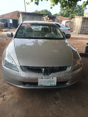 Honda Accord Automatic 2005 Gold