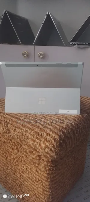 New Laptop 4GB Intel Pentium SSD 72GB