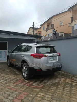 Toyota RAV4 2014 Silver
