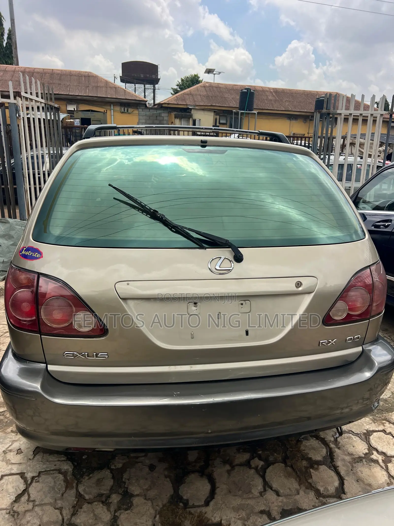 Lexus RX 300 4WD 2000 Gold