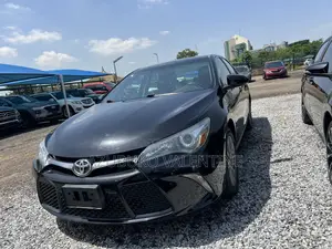 Toyota Camry SE 4dr Sedan (2.5L 4cyl 6A) 2016 Black
