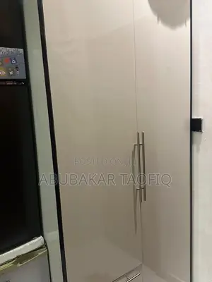 Room Wadrobe