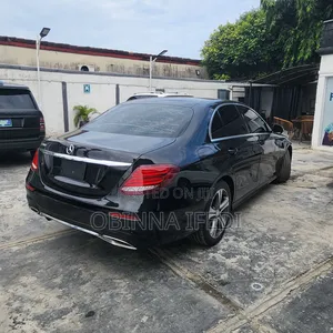 Mercedes-Benz E300 2018 Black