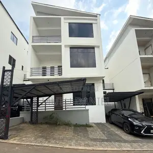 5bdrm Duplex in Asokoro for sale