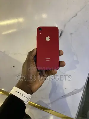 Apple iPhone XR 64 GB Red
