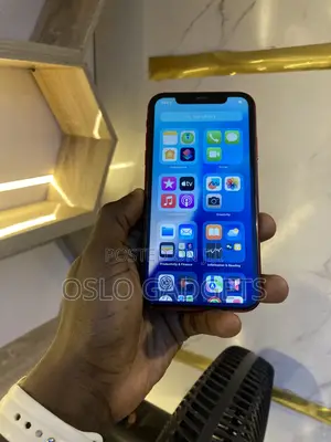 Apple iPhone XR 64 GB Red