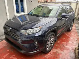 Toyota RAV4 Limited AWD 2020 Blue