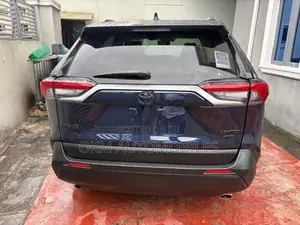 Toyota RAV4 Limited AWD 2020 Blue