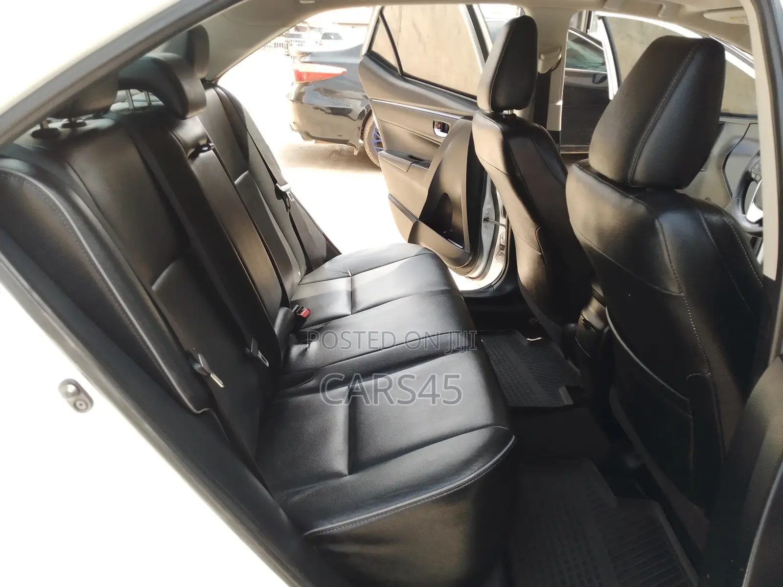 Toyota Corolla 2015 White