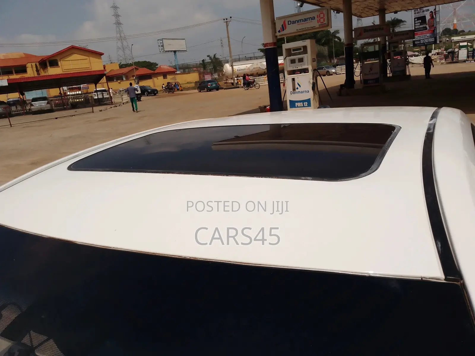 Toyota Corolla 2015 White