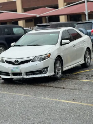 Toyota Camry 2014 White