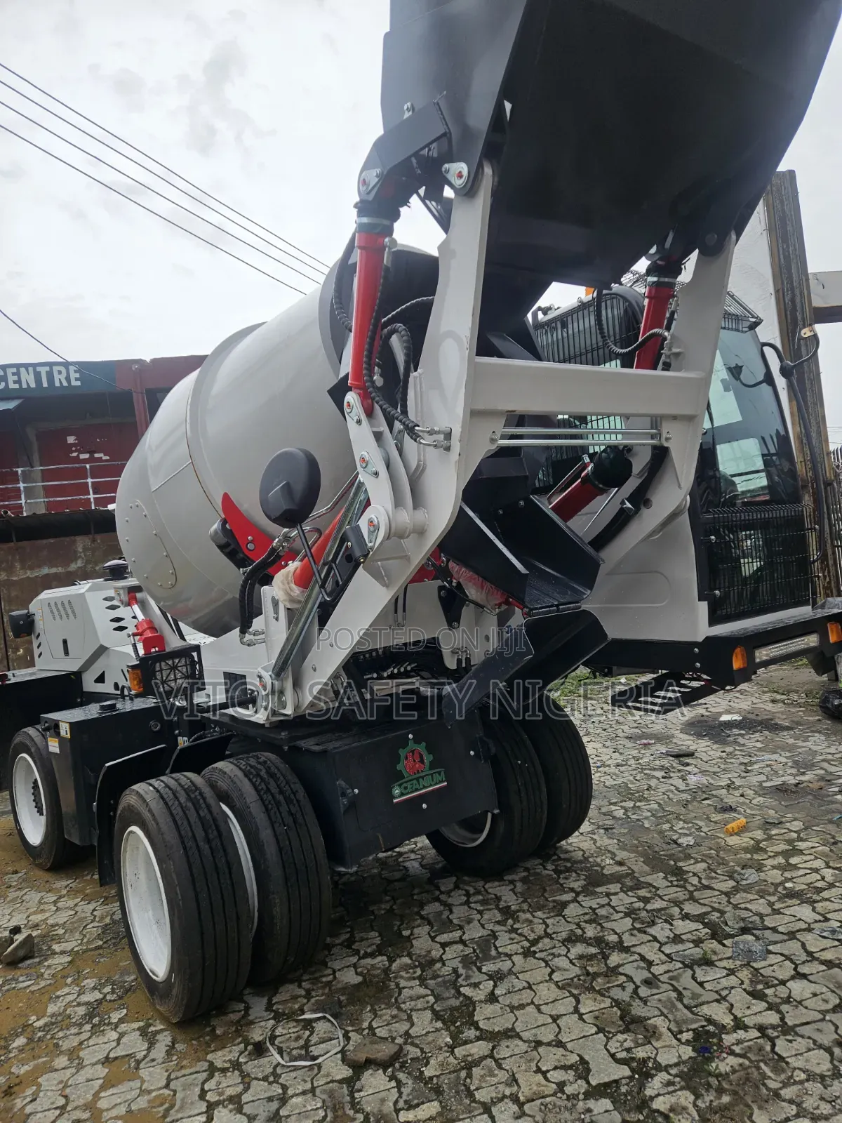 Oceanic 4cubic Mobile Selfload Concrete Mixer