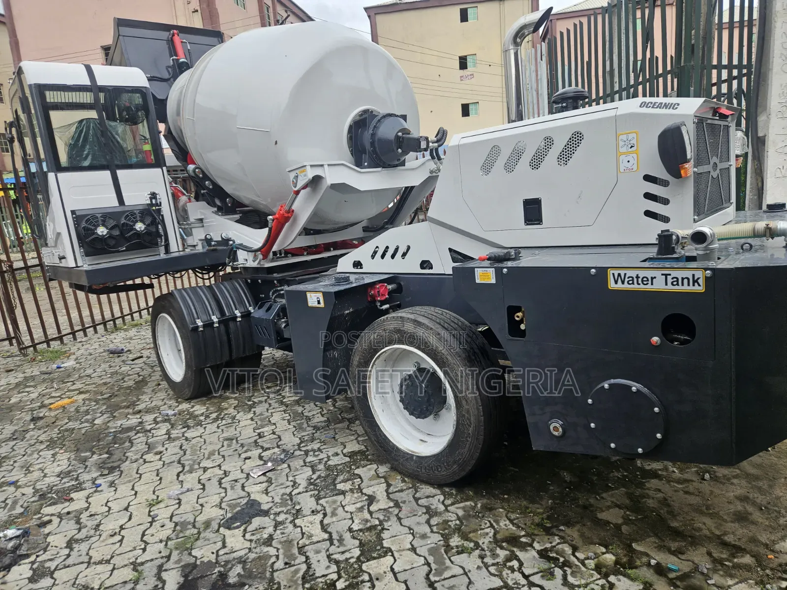 Oceanic 4cubic Mobile Selfload Concrete Mixer