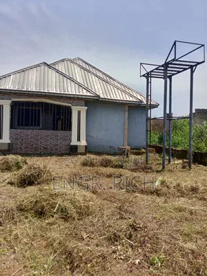 4bdrm Bungalow in Engr. Rich Haulage, Ikpoba-Okha for sale