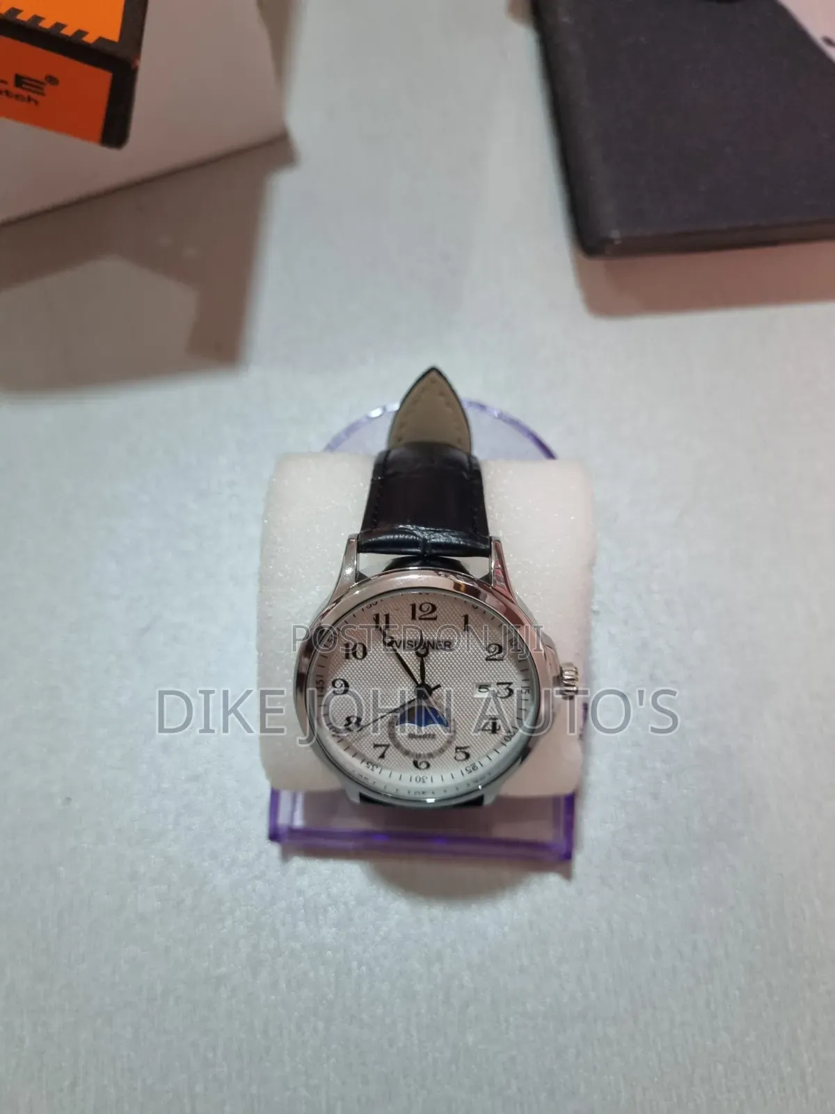 Visioner Quartz Leather Watch