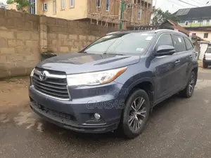 Toyota Highlander 2016 Blue