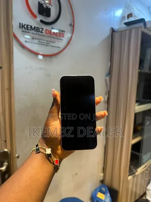 Apple iPhone 15 Plus 128 GB Pink