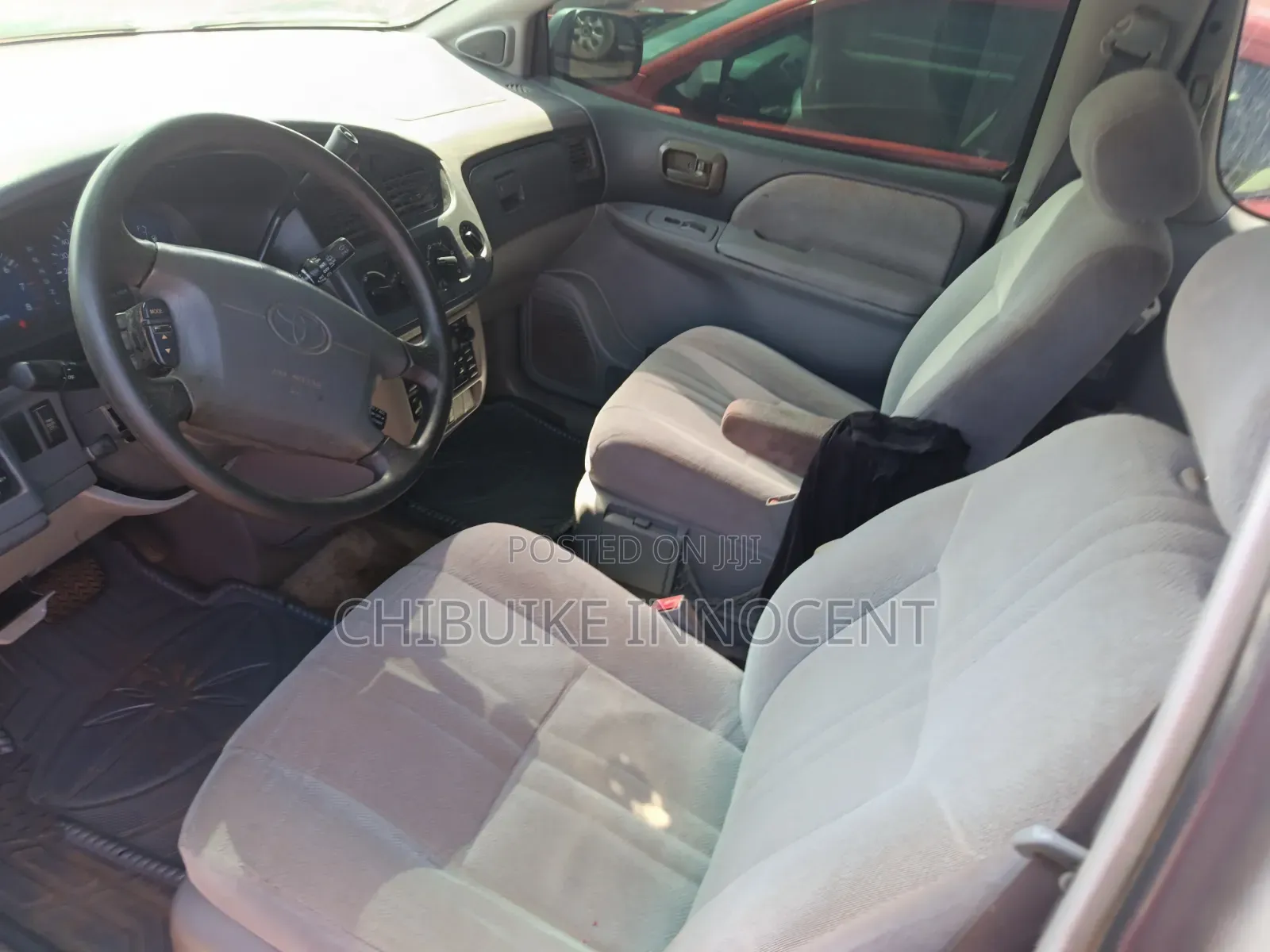 Toyota Sienna 2002 Silver