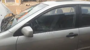 Toyota Corolla 2004 Gray