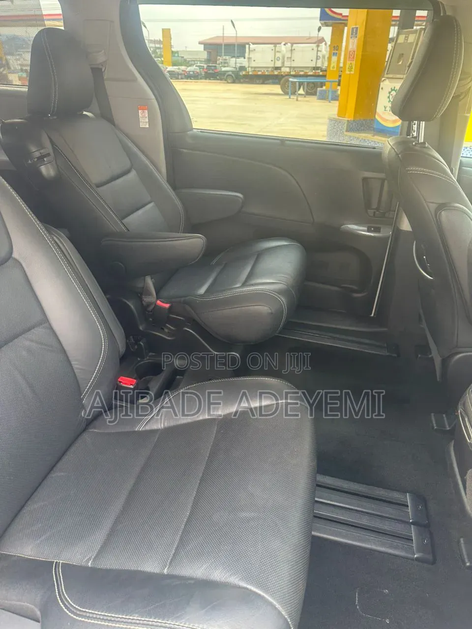Toyota Sienna 2017 Silver