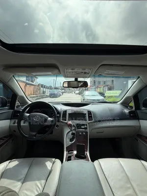 Toyota Venza 2010 White