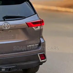 Toyota Highlander Limited Platinum 2019 Gray
