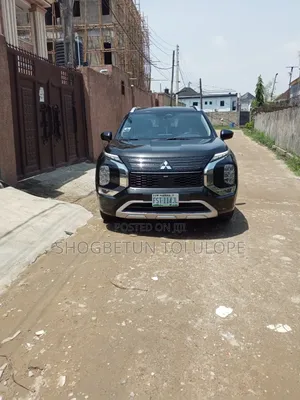 Mitsubishi Outlander 2023 Black
