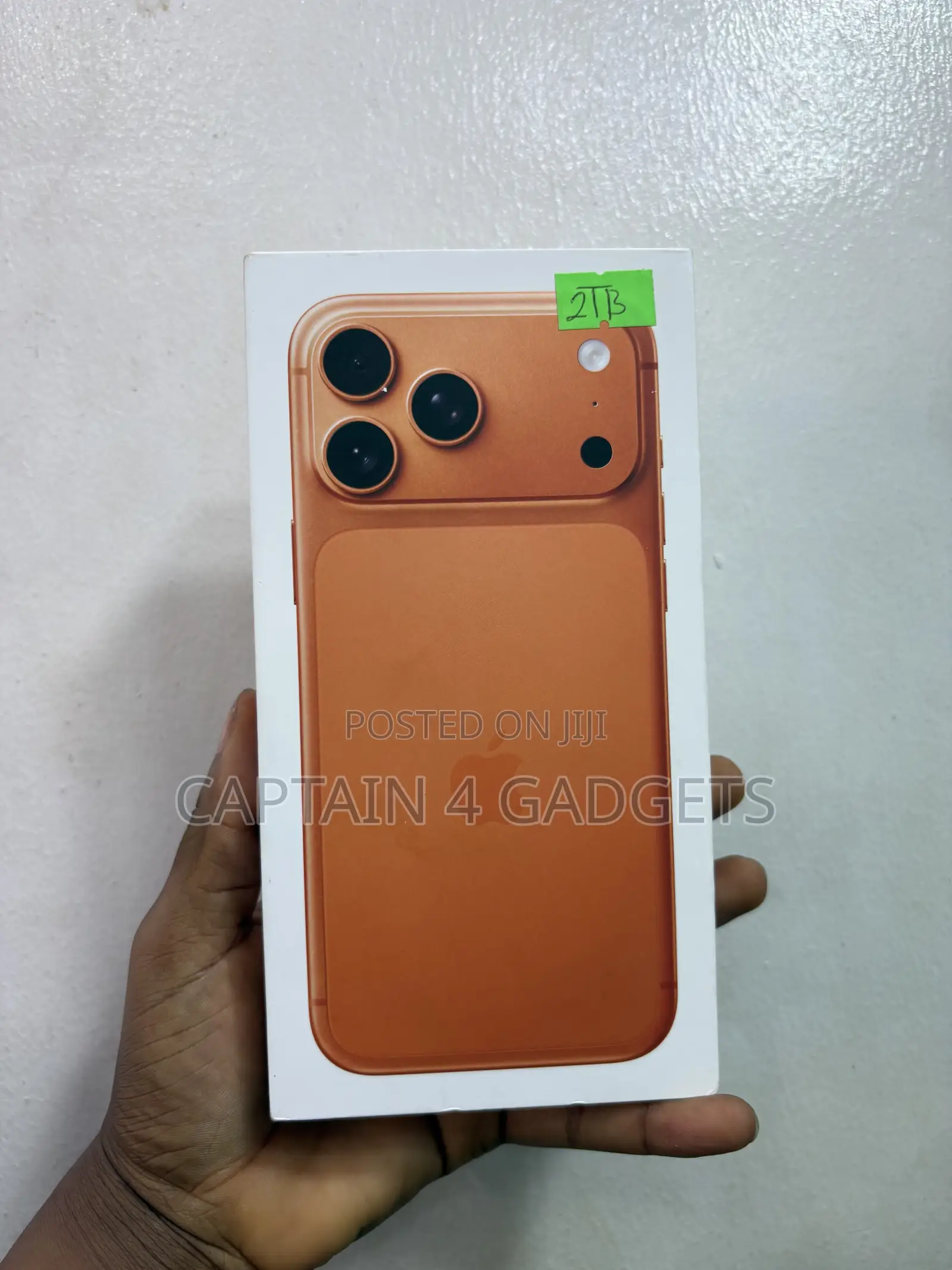 New Apple iPhone 17 Pro Max 2 TB Orange