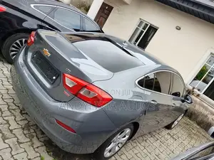 Chevrolet Cruze LT Auto 2017 Gray