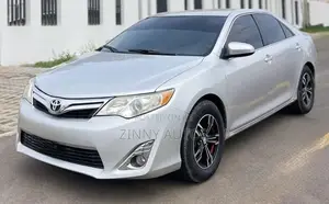 Toyota Camry 2014 Silver