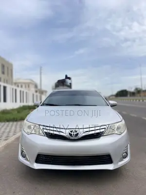 Toyota Camry 2014 Silver