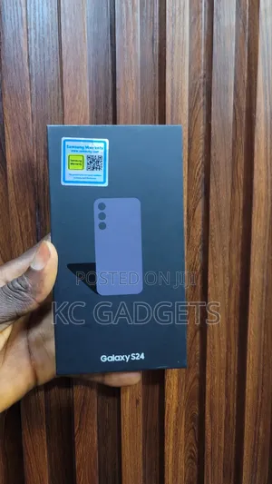 New Samsung Galaxy S24 256 GB Black