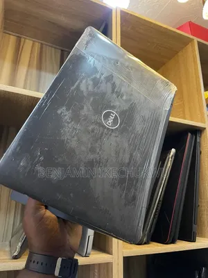 Laptop Dell Latitude 5300 8GB Intel Core i5 SSD 256GB