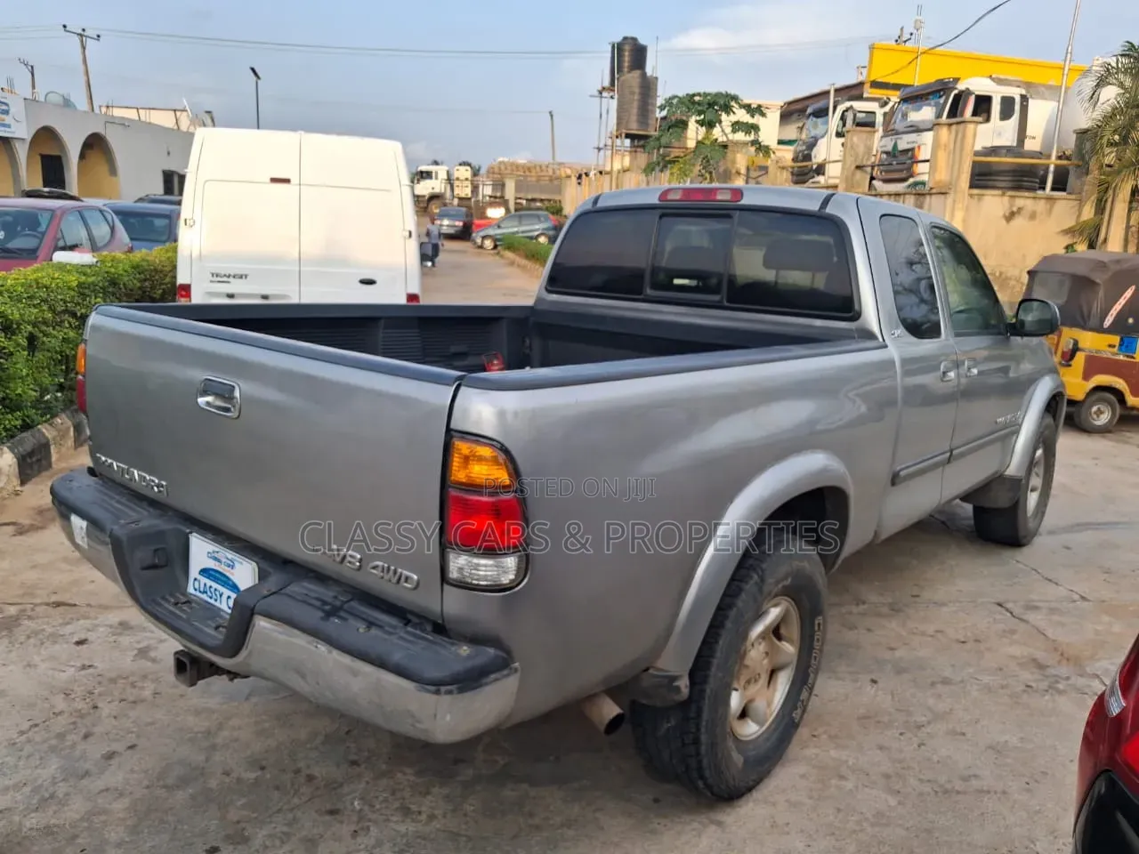 Toyota Tundra 2004 Gray