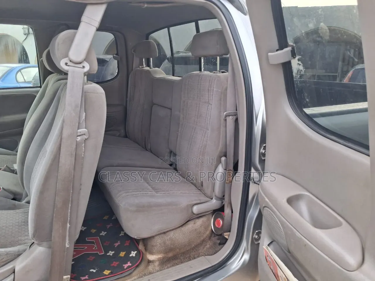 Toyota Tundra 2004 Gray