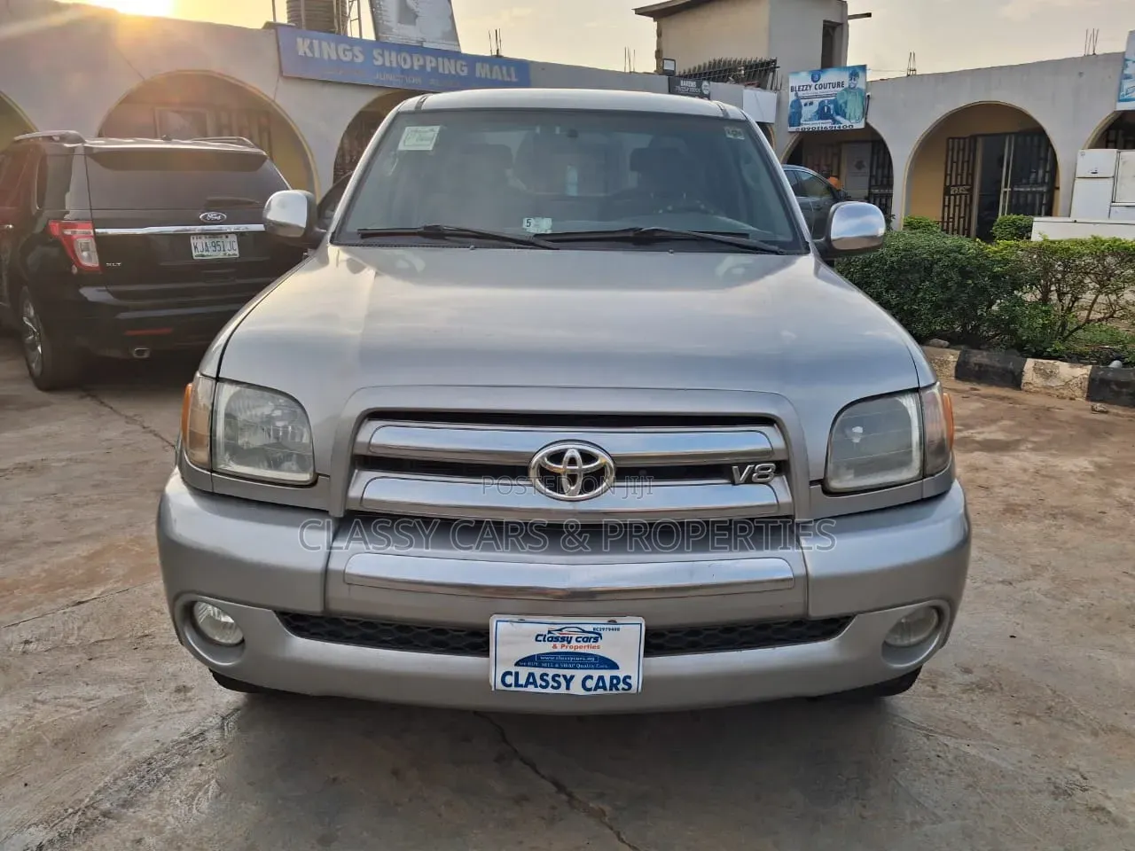 Toyota Tundra 2004 Gray