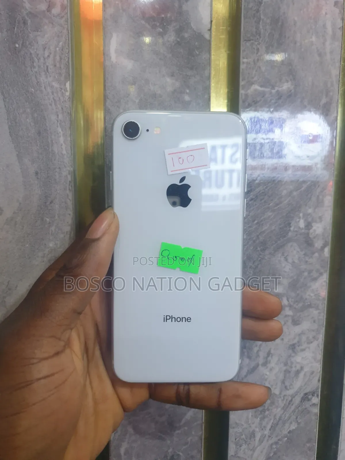 Apple iPhone 8 64 GB White