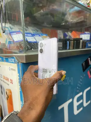 New Tecno Pop 20 64 GB White