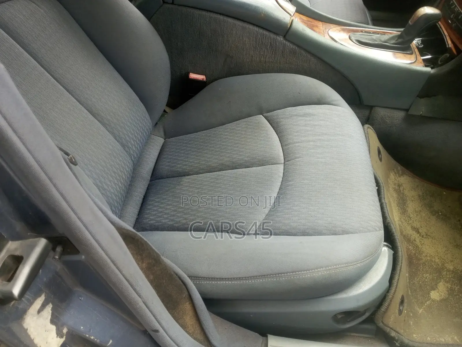 Mercedes-Benz E200 2002 Blue